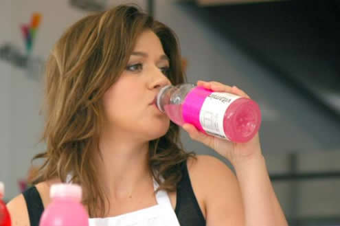 Diät der Stars: Kelly Clarkson und Vitamin Water